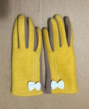 Light Yellow Soft Fleece Gloves